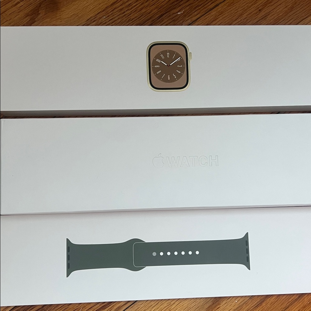 Apple Watch Series 8, gold - Picture 4 of 4